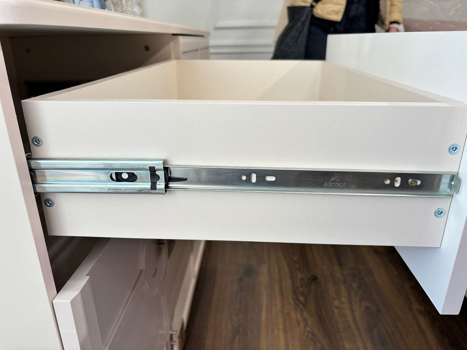 Спальня Фелисия 5-дверная мокко