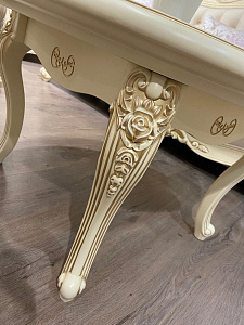 Столик круглый Мона Лиза крем