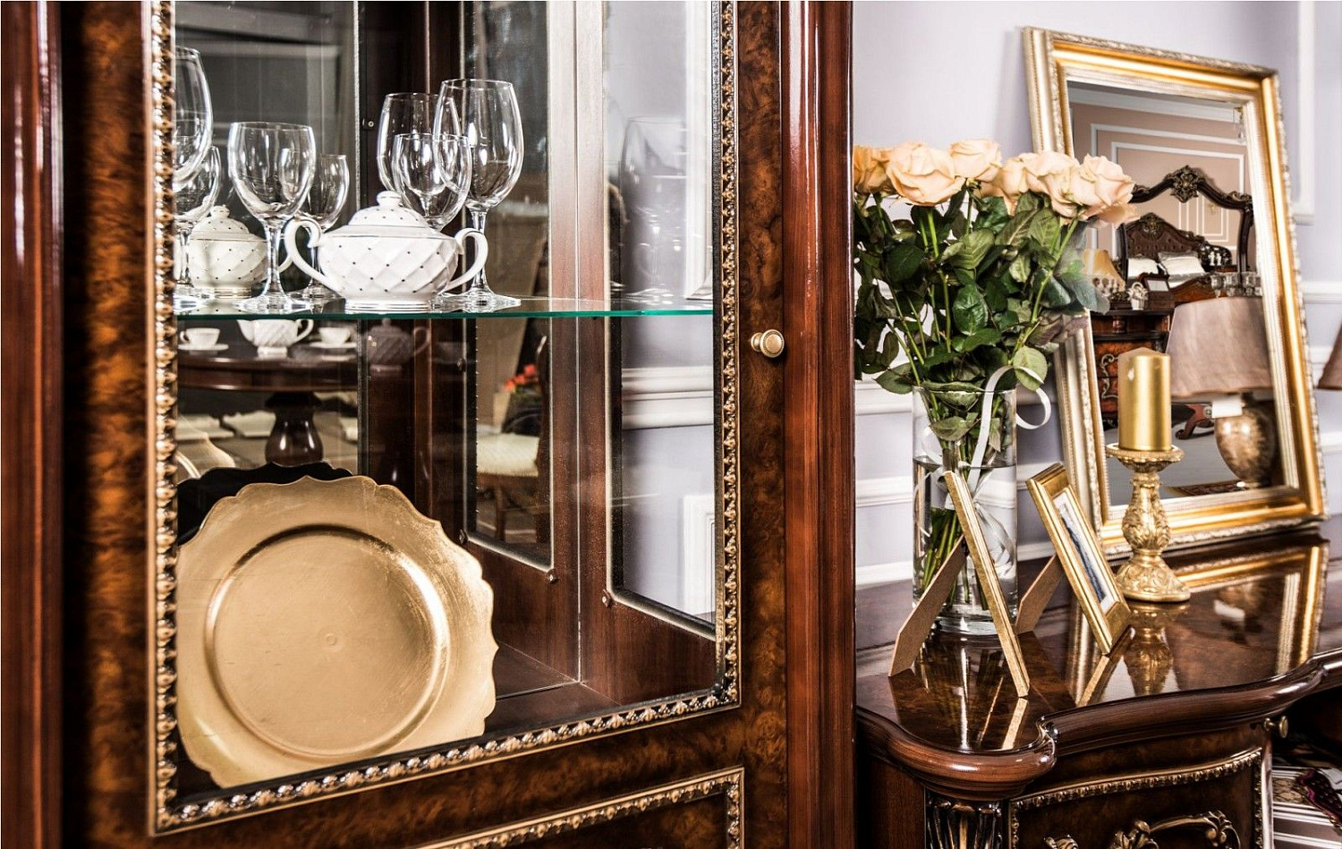 Витрина Джоконда корень дуба глянец