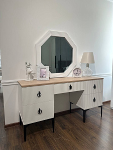 Туалетный столик Стелла белый