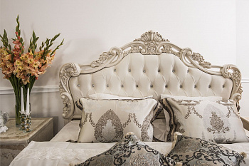 Спальня Патрисия крем корень глянец