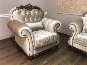 Кресло Патрисия караваджо глянец