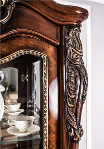 Витрина Джоконда корень дуба глянец