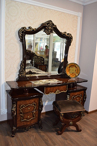 Зеркало для столика Джоконда корень дуба глянец