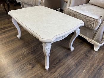 Столик прямоугольный Патрисия крем корень глянец